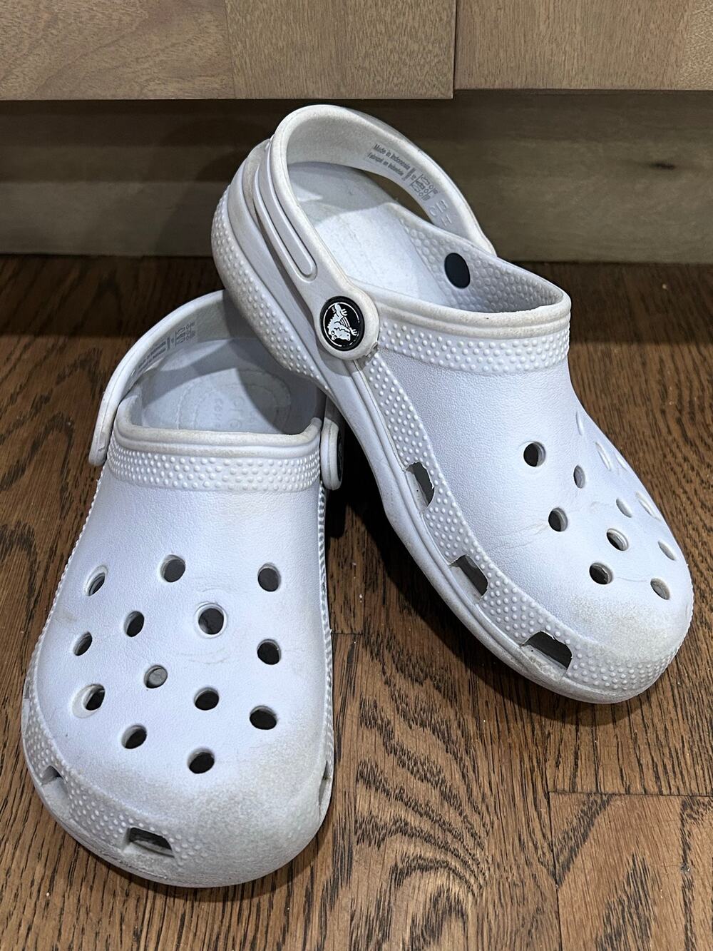 Crocs Classic Clogs White Kids Youth Size C13 Summer Water Shoes Pool Beach Camp